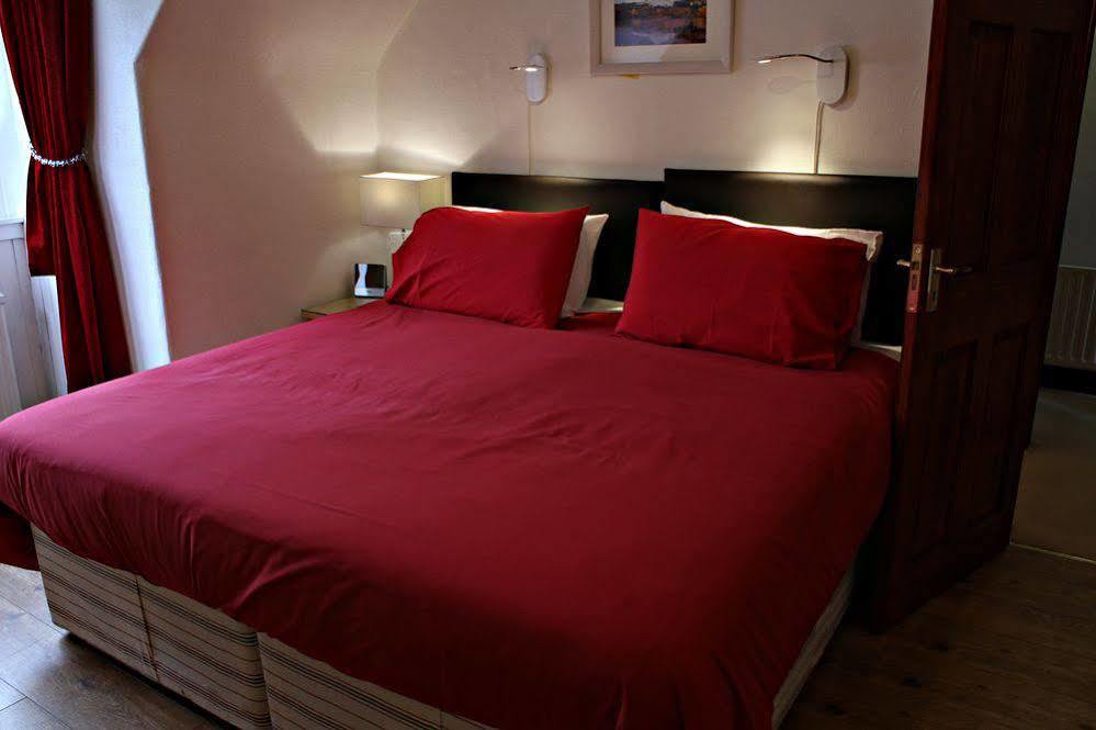 Bed and Breakfast The Golden Larches à Lochearnhead Extérieur photo